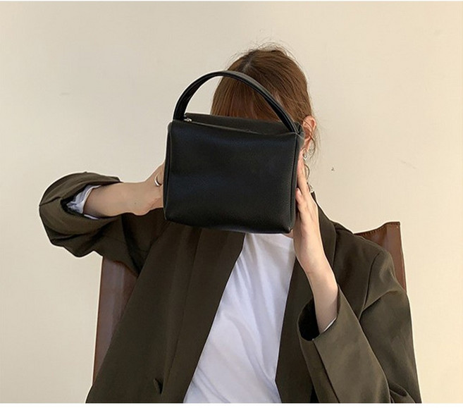 사각 미니 토트백 크로스백 럭셔리 연예인 손가방 숄더백