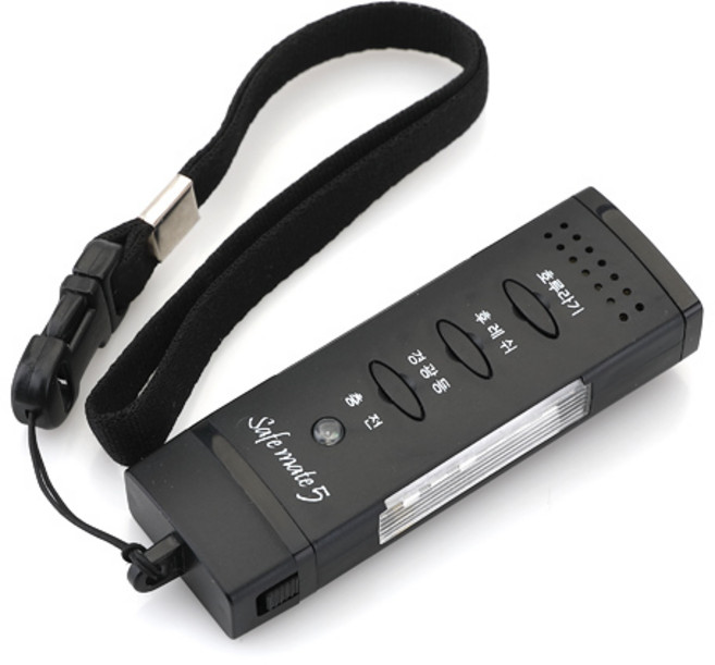 전자 호각 호루라기 세이프메이트 5세대 C타입 충전 LED경보 후레쉬 랜턴 기능추가, 블랙, 1개