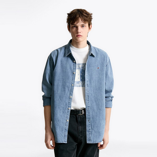 타미힐피거 라이트 데님 셔츠 (T32F0WSH01TML11AB)