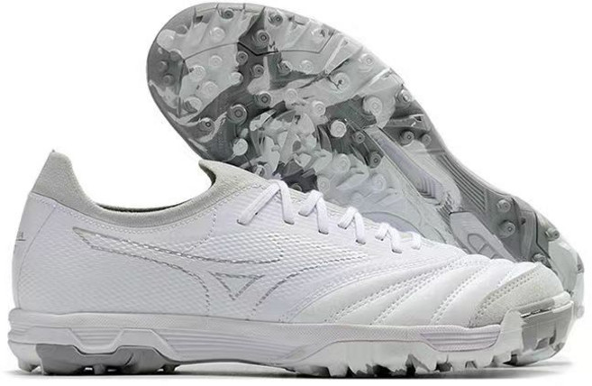 축구화 모렐리아 네오 TF 스파이크 화이트 Q1GB229003