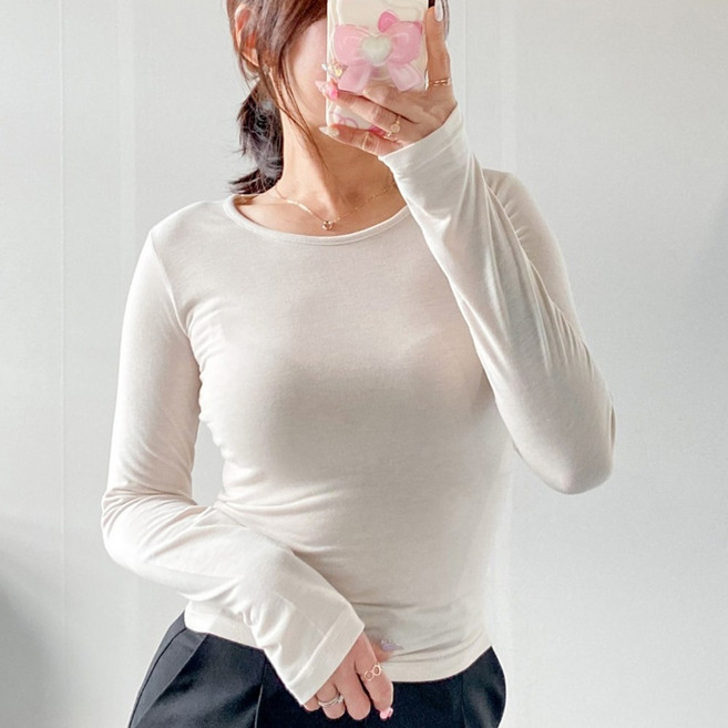 국내제작 여성 기모 라운드 긴팔 티셔츠 슬림핏 스판 가을 겨울 이너 기본 무지 모달 베이직 심플 레이어드 긴팔티