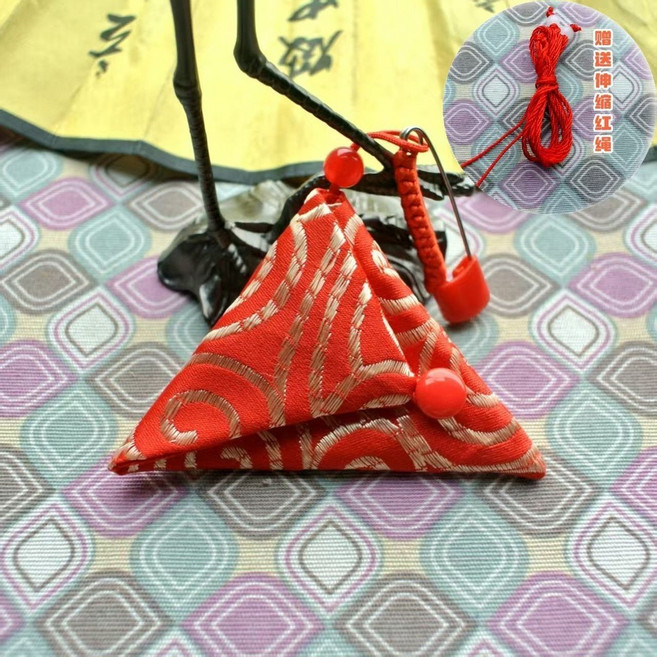 兩用佩戴 三角形平安福袋掛件, 1個, 優選佈料-紅色祥雲