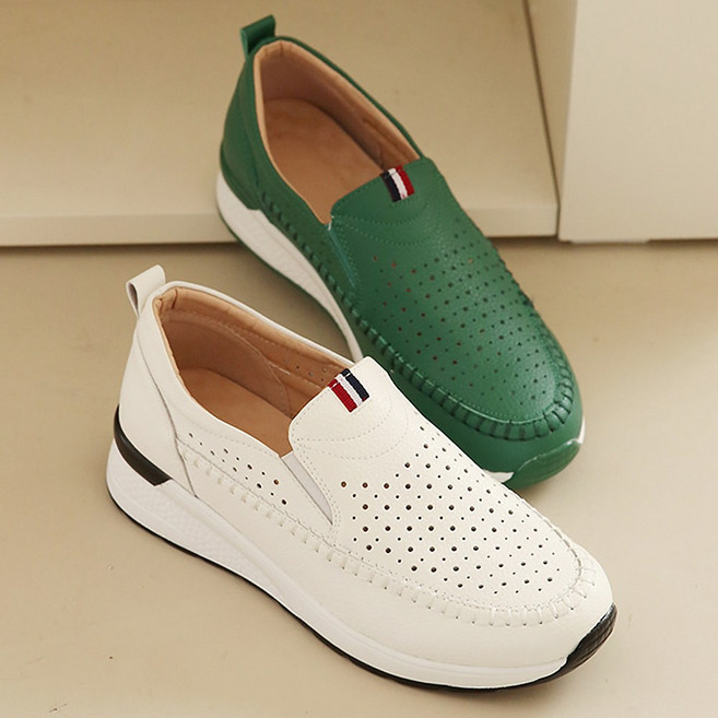 스타슈 여성 천연소가죽 봄 여름 펀칭 통굽 슬립온 가벼운 운동화 스니커즈 4.5cm