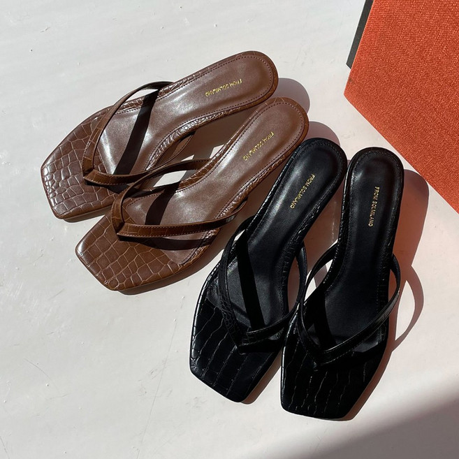 스퀘어 파이톤 쪼리힐 3cm 미들굽 쪼리뮬 샌들힐