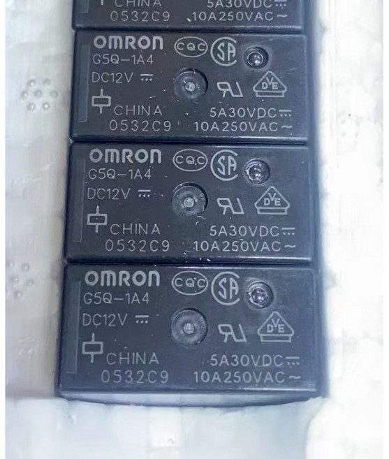 OMRON 繼電器 G5Q-1A4 DC12V 4腳, 1個