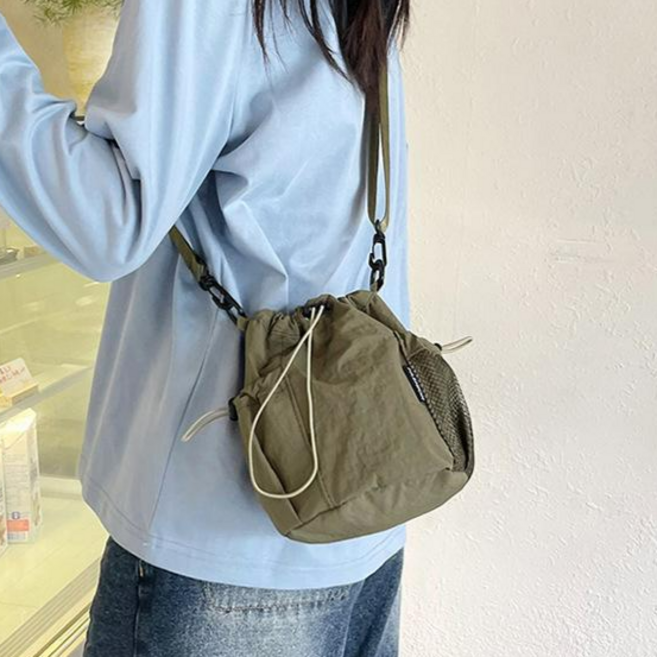 일상채움 초경량 바스락 소재 복조리 크로스백