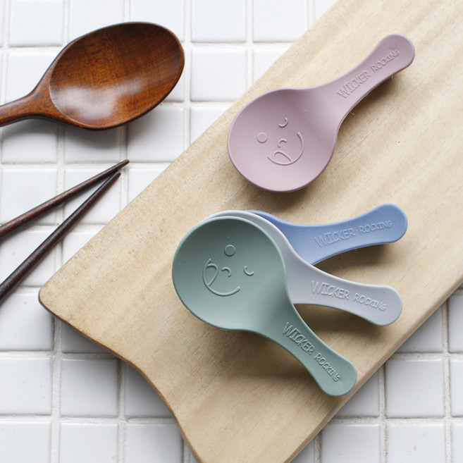 (국산) 파스텔 실리콘 윙크 수저받침 4Pset, 혼합, 1세트