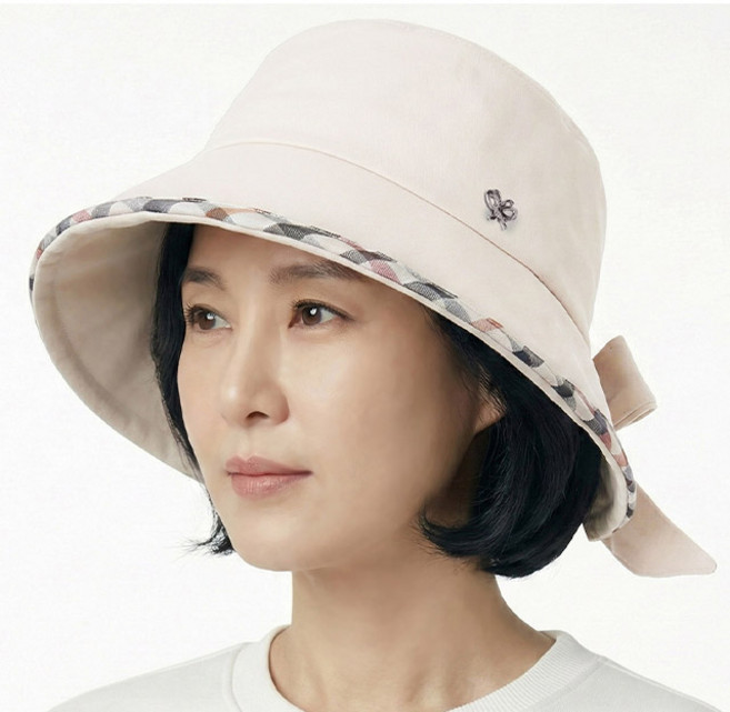 베이직엠 중년 여름 여성모자 벙거지 챙라인 브라운체크 뒷리본