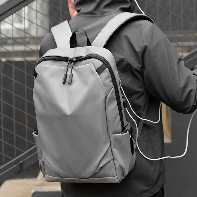 WILDSEA 고급원단 대용량 캐주얼 초경량 방수 백팩