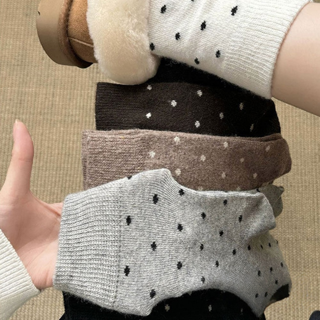 Banjiwu 여성 울 땡땡이 겨울 양말 장목 양말 중목 양말 순면 양말 수면 양말 운동 양말 도톰한 양말 무압박 보온 5족 세트