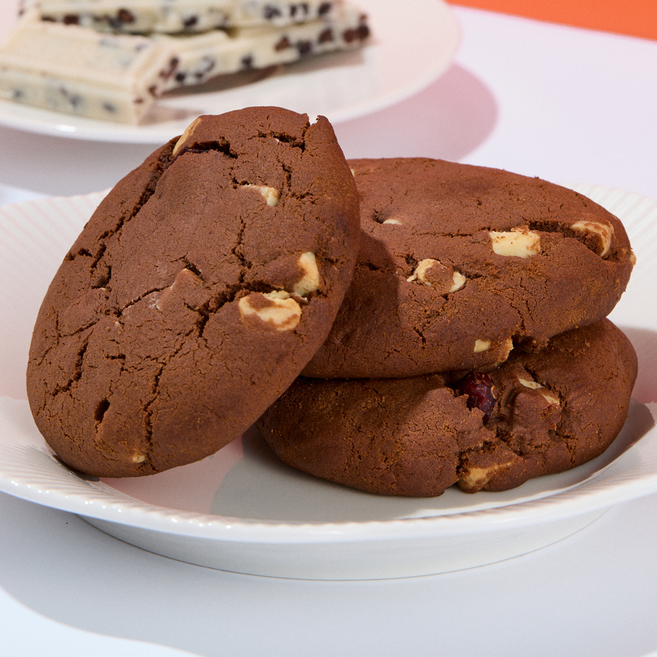 누알로 꾸덕한 단백질 쿠키 화이트더티초코 크랜베리 맛 40g x 8EA x 3BOX (총960g), 3개, 320g