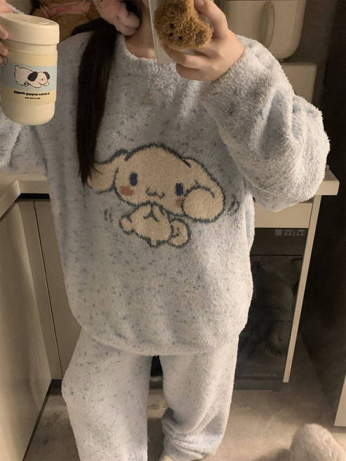 珊瑚絨蝴蝶結睡衣兩件套