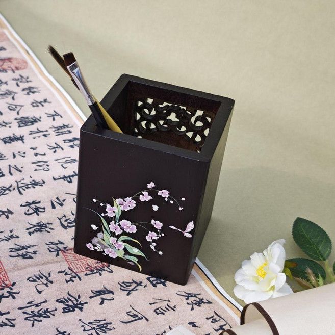 實木筆筒 國風木質書房收納盒 辦公室桌面擺件禮物, 蝴蝶蘭9*9*11.3釐米, 1個