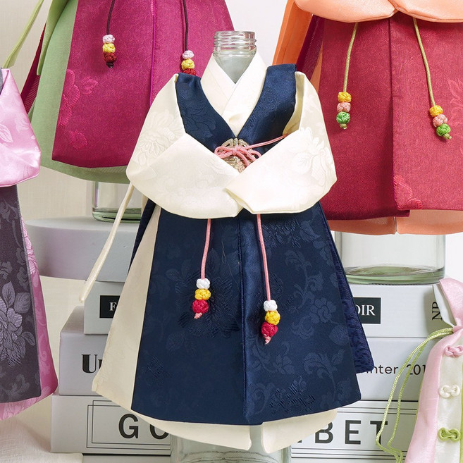 인테리어 소품 외국인선물 전통 남녀 한복 미니어처 신랑 신부 오브제 와인커버, HM04-NY(군청)