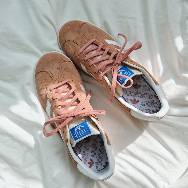 아디다스 가젤 J 핑크 스니커즈 운동화