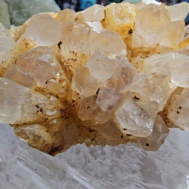 靈石有約 贊比亞紫隱山原礦 水晶礦石擺件 長10公分 寬7.2公分 高4.8公分 396公克