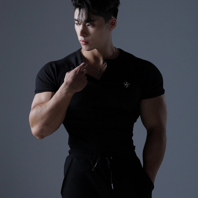 카미드 머슬핏 골지 헨리넥 반팔 티셔츠