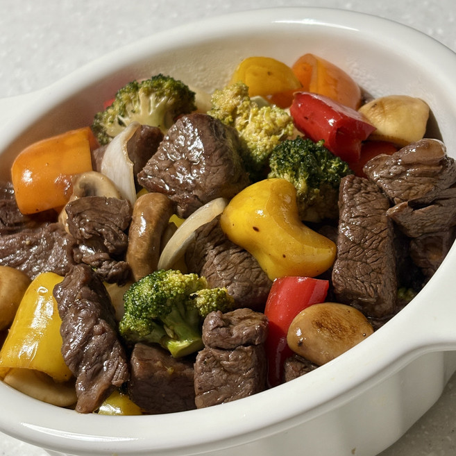 1등급 한우 찹스테이크 300g / 등심 채끝 치마 갈비 안심 양지 국거리 토시, 한우 1등급 찹스테이크, 1개