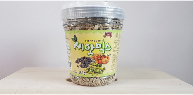 씨앗믹스 550g 대용량 토농이 씨앗견과 해바라기씨 호박씨 씨드믹스 쌈장 호떡 요거트, 1개