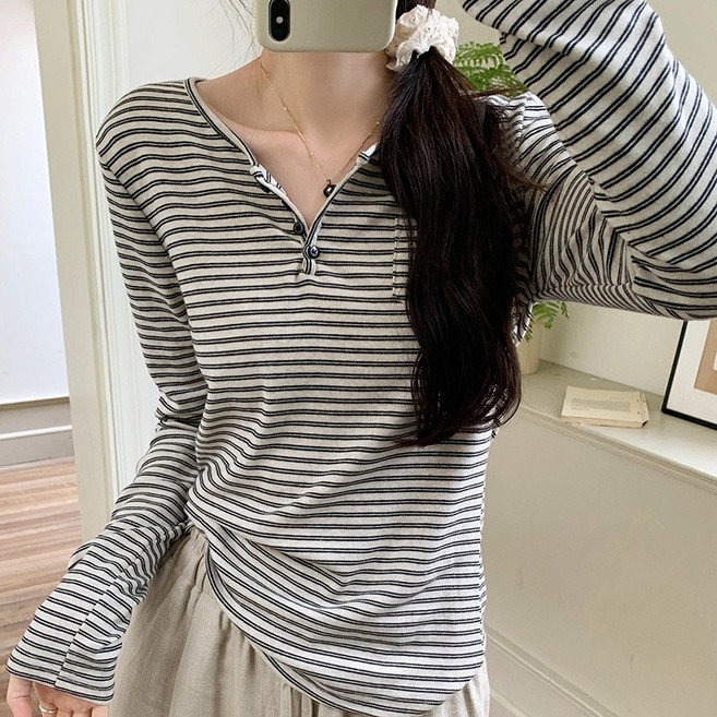 [웨일쓰]여성 스트라이프 버튼 티셔츠 V넥 슬림핏 데일리 긴팔 티셔츠