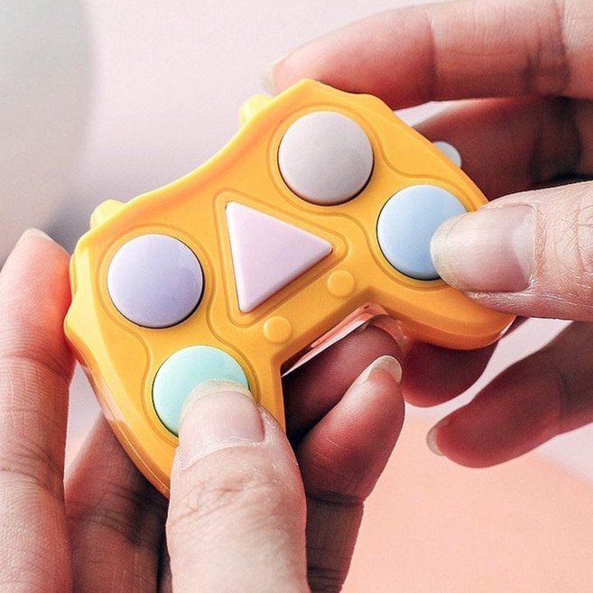 미니 게임기 어린이집 유치원 생일 선물 장난감 키링 메모리게임 고양이열쇠고리 장난감열쇠고리 기억력게임 귀여운열쇠고리, 2기억력게임-핑크