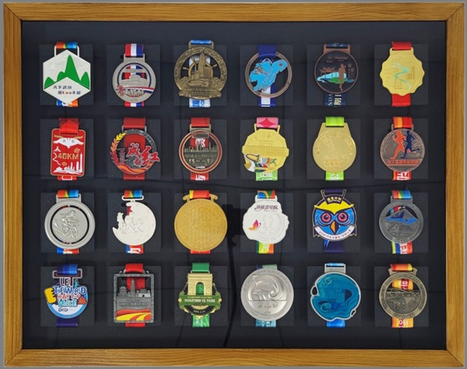 메달 진열대 정리함 벳지 훈장 걸이 액자, 라이트 호두 (메달은 포함되지 않음), 10개 2x5 배열 수평 버전, 라이트 호두 (메달은 포함되지 않음), 1개