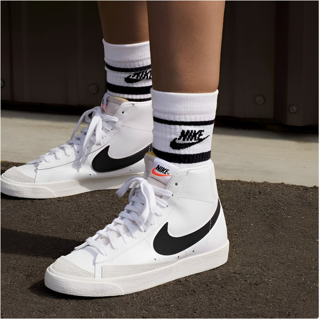 [국내매장판 AS가능] 나이키 패션운동화 남성 블레이저 미드 77 패션 스니커즈 운동화 스케이트보드화