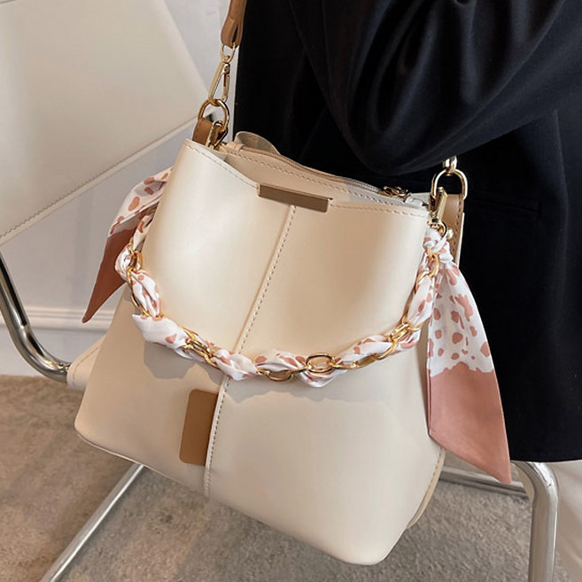 글램디브 메니렌 스카프 숄더백 A2170