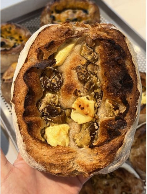 호밀 20% 무화과 크림치즈 깜빠뉴, 500g, 1개