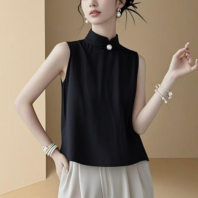 ROYALBELLE 여성 루즈핏 단색 하이넥 버튼 디테일 민소매 쉬폰 블라우스 N0062008