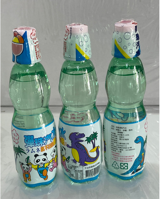 sns 古早味 懷舊零食 彈珠汽水 塑膠瓶裝, 3個, 3罐裝, 250L