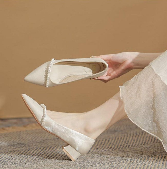 세리티 2cm 결혼식 진주 새틴 통굽 웨딩 구두 1color
