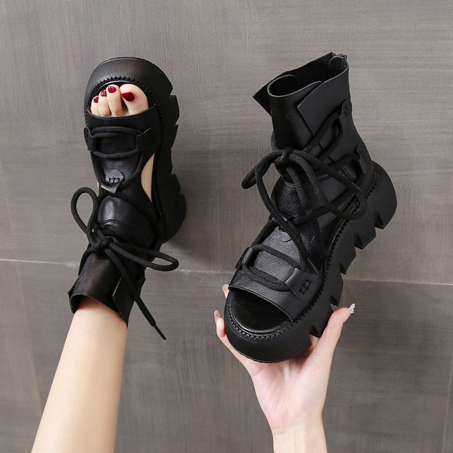 여름 통굽 샌들 여성 펀칭 워커 샌들