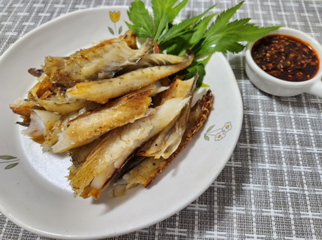 양태 3마리 4마리 장대 고흥 나로도 국내산 말린생선 반건조생선 제수용, 2개, 800g 내외, 양태3미