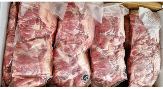 목덜미살 꼬들살 10kg이상 냉동 원물 사사 SASA 멕시코산 식당 도매 가공 업소용 수입돼지고기 뒷덜미살 덜미살 왕꽃살, 1박스, 10.8kg