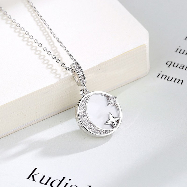 YANGTA 여성 14K 도금 고급 심플 초승달 목걸이 데일리 여자 목걸이