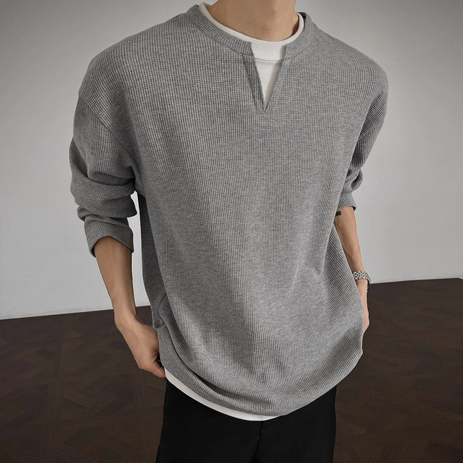 남성 가을 얇은형 미국식 가짜두겹 긴팔티셔츠 복고풍 모자없는 후드티 넓은핏 V넥 기본티 상의