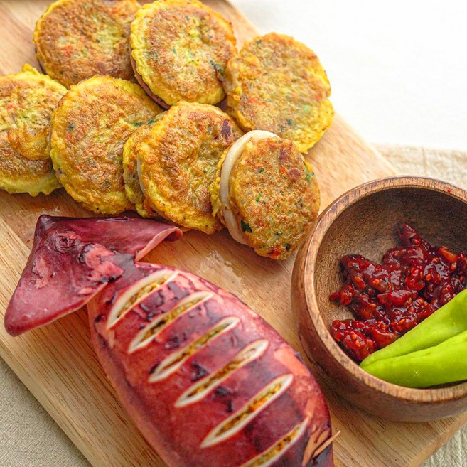 [속초 중앙시장] 40년손맛 조성진 명장 통한마리 오징어순대 / 속초현지 직송, 2개, 250g