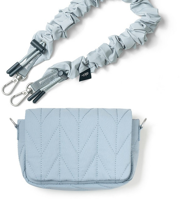 ekax 雲朵Soft 絎縫斜背手機包, 手機包+彈力圈圈手腕繩-雲霧藍, 1個