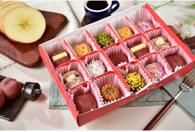 예산사과빵 스페셜 15개입(토핑) - 세상에 하나뿐인 / 다양한 수제 토핑 사과빵(특허출원중), 1세트, 450g