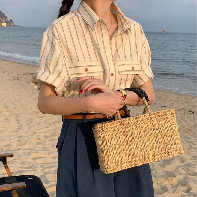 예쁨시전 피크닉 휴양지룩 루즈핏 스트라이프 롤업 반팔 셔츠