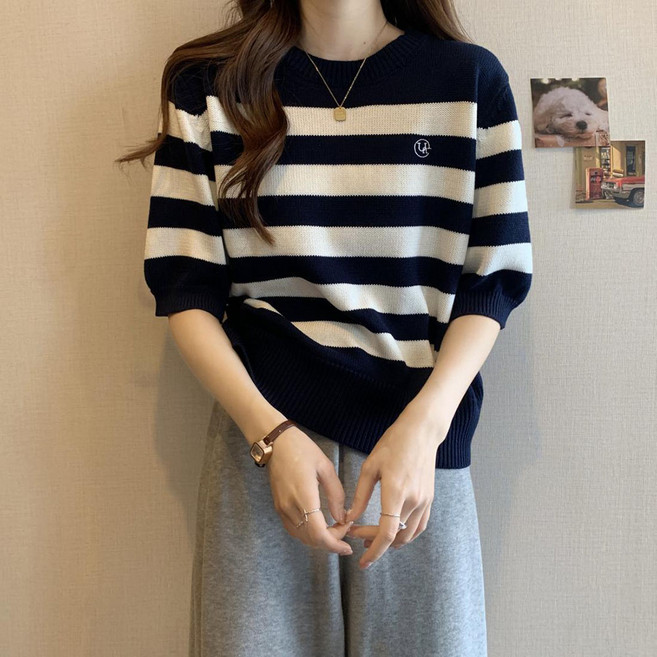 MOSAIRATION 여성 빅사이즈 루즈핏 니트 라운드넥 반팔 스트라이프 티셔츠 S031017