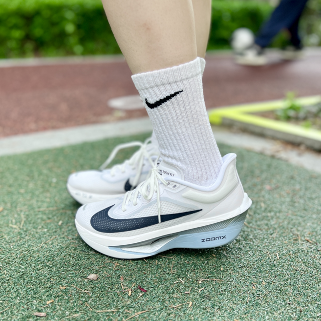 나이키 ZFY 줌 플라이 여성 런닝화 마라톤화 운동화 조깅화 신발 러닝화 화이트블랙