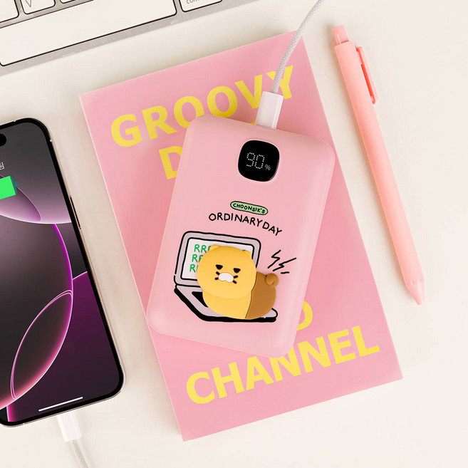 [춘식이 고속충전 보조배터리 20 000mAh] 대용량보조배터리 고속충전보조배터리 휴대용충전기 카카오프렌즈충전기 여행용보조배터리 LED잔량표시배터리 캠핑보조배터리, 핑크