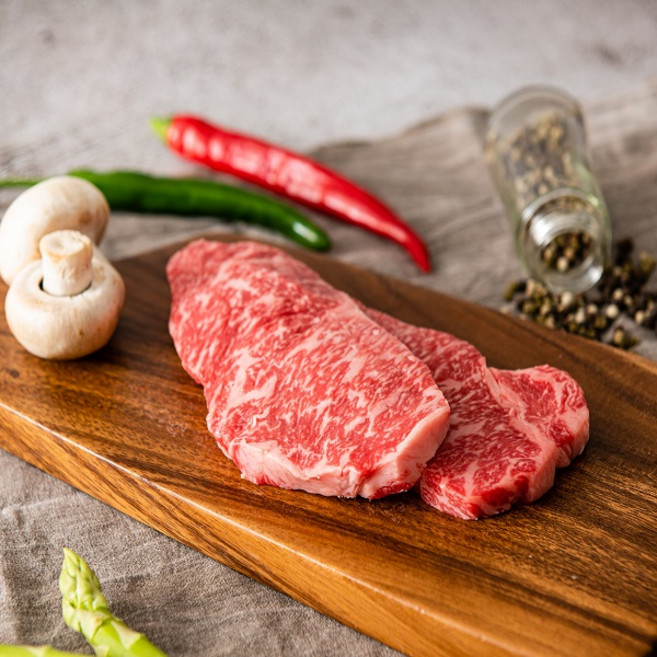 [홍천축협] 늘푸름한우 채끝 300g (1++ 1+ 1등급), 1++등급, 1개