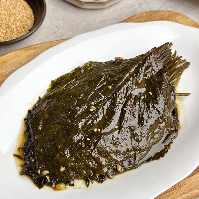 30년전통 엄마손맛 가정식 수제반찬 된장깻잎찜 300g, 1개