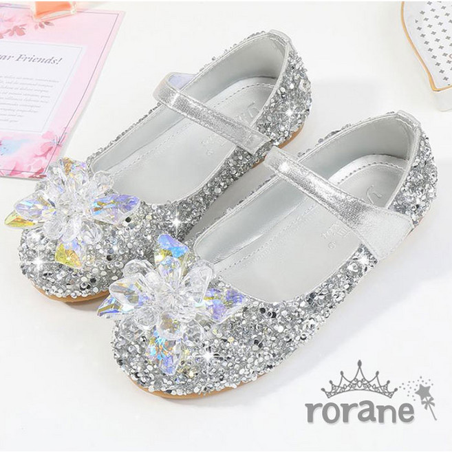 여아 공주 유리구두