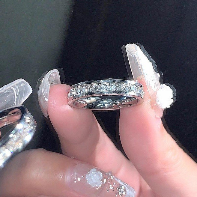 鈦鋼單排鑽滿天星戒指 情侶對戒 男女適用