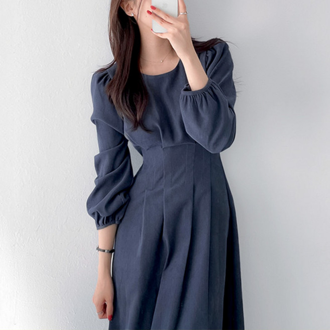 라라홀리 드뮤어 스웨이드 핀턱 허리끈 플레어 롱 원피스