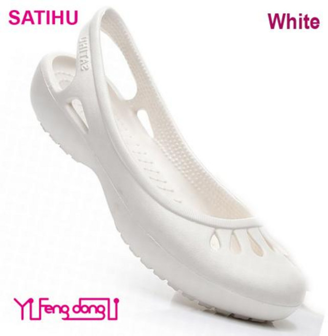 Satihu 여성용 미끄럼 방지 구멍 뚫린 신발 플랫 바텀 샌들 간호사 야외 비치 젤리 경량 자체 배송 여름